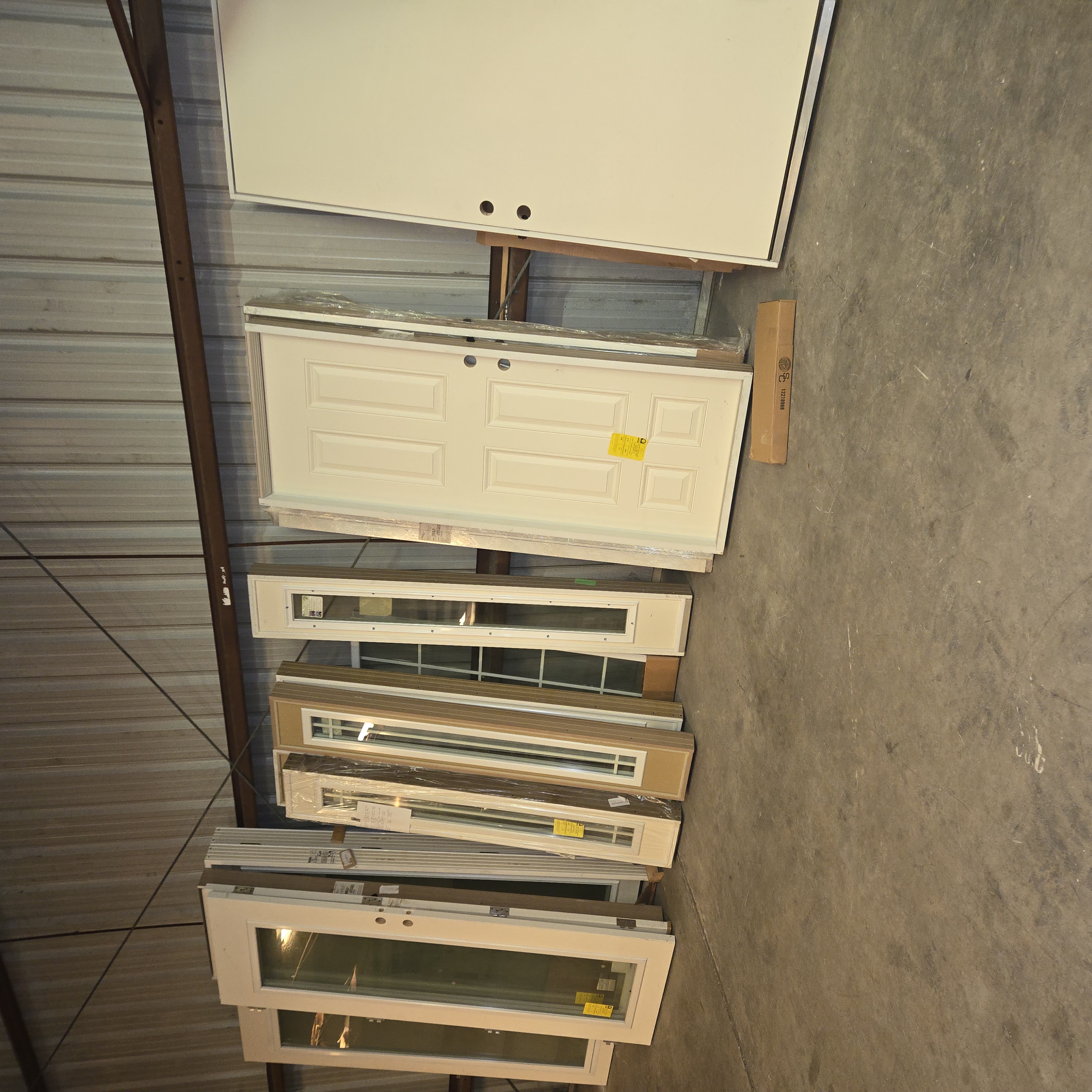 Contractor warehouse Liquidation sale, photo 3